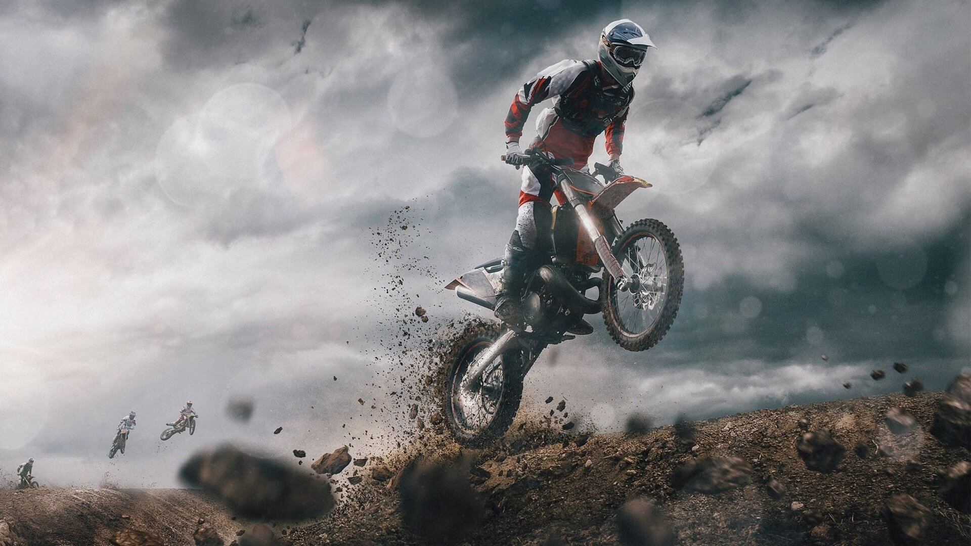 爱游戏官网充值-里奇·麦考的无畏精神激励了全黑队的一代又一代球员，里奇麦考橄榄球